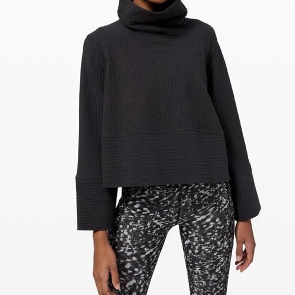 Lululemon Athletica Retreat Yourself Pullover Turtleneck wide sleeves Sz L - Picture 1 of 10